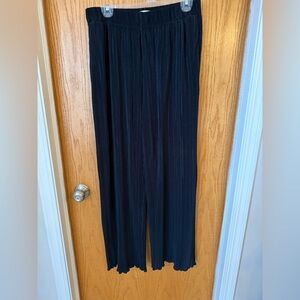 Abercrombie & Fitch Black Wide Leg elastic textured Pants
